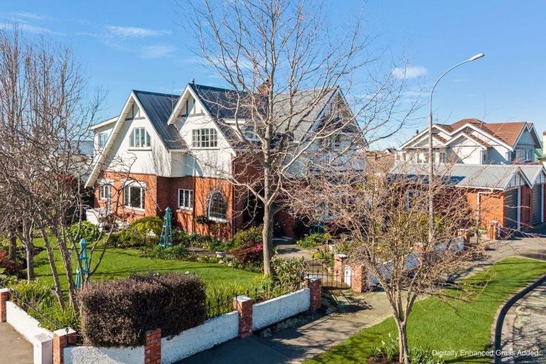 Photo of property in 2 Hart Street, Maori Hill, Timaru, 7910