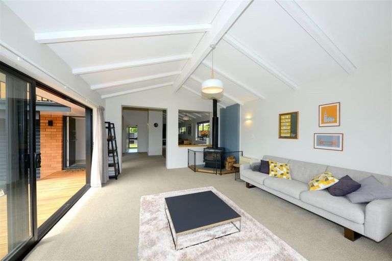 Photo of property in 4 Kingham Place, Avonhead, Christchurch, 8042