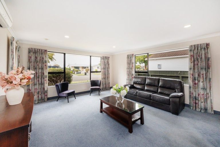Photo of property in 123 Amberley Avenue, Highbury, Palmerston North, 4412