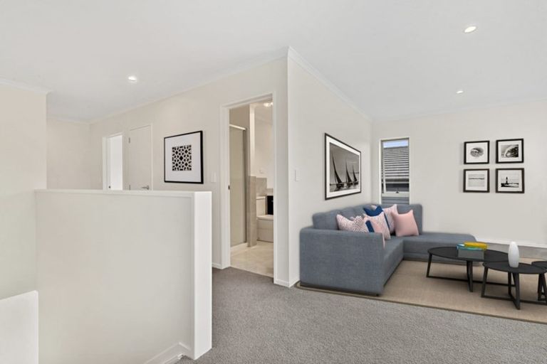 Photo of property in 3 George Mcwhirter Avenue, Massey, Auckland, 0614