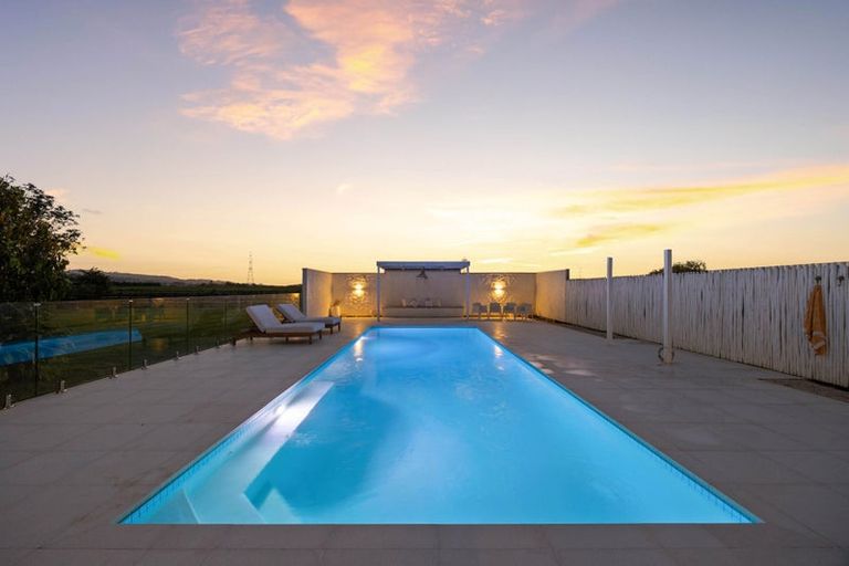 Photo of property in 161 Monument Road, Clevedon, 2582