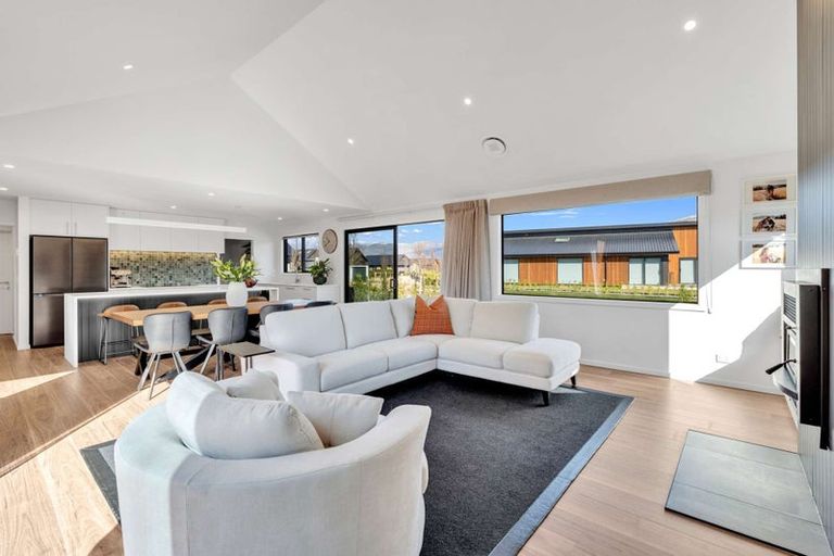 Photo of property in Wooing Tree Vineyard Ltd, 15 Vintage Street, Cromwell, 9310