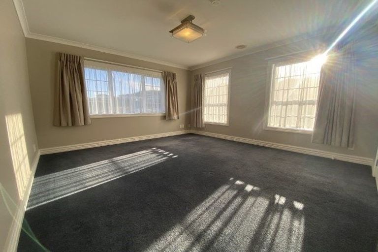 Photo of property in 18 Mauldeth Terrace, Churton Park, Wellington, 6037