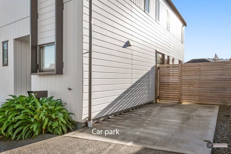 Photo of property in 17 Ron Deal Way, Epuni, Lower Hutt, 5011