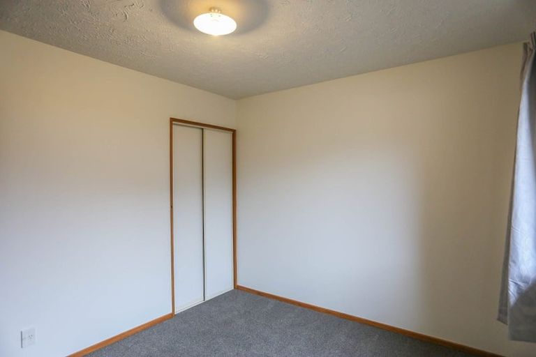 Photo of property in 2/15 Lyndon Street, Riccarton, Christchurch, 8011
