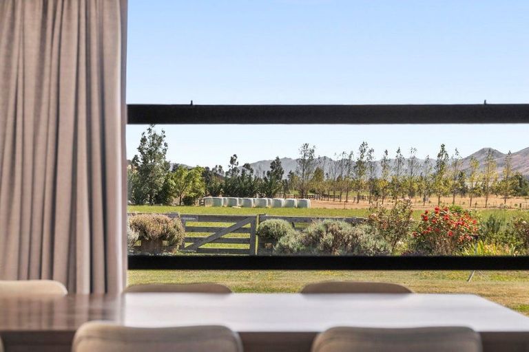 Photo of property in 55 Totara Place, Queensberry, Cromwell, 9383