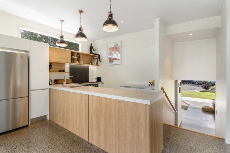 Photo of property in 105 Blane Place, Whangamata, 3620