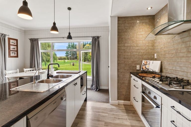 Photo of property in 1215 Pleasant Point-cave Highway, Cave, Pleasant Point, 7983