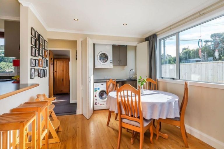 Photo of property in 86 Fraser Avenue, Johnsonville, Wellington, 6037