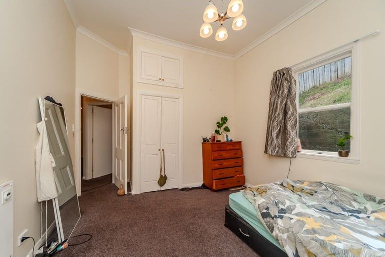 Photo of property in 1/126 The Parade, Island Bay, Wellington, 6023