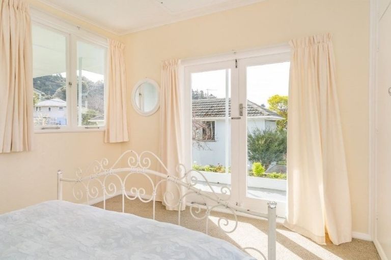Photo of property in 21 Rawhiti Street, Stokes Valley, Lower Hutt, 5019