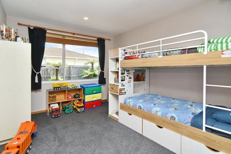 Photo of property in 113 Johns Road, Northwood, Christchurch, 8051