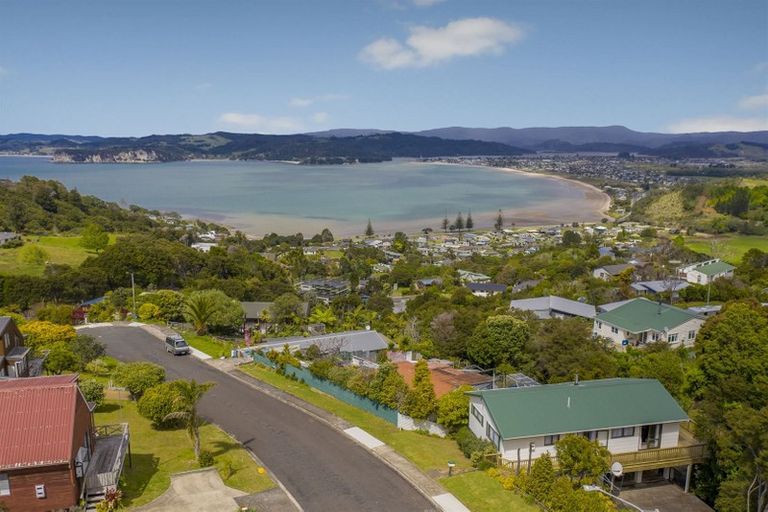 Photo of property in 12 Miro Place, Whitianga, 3510