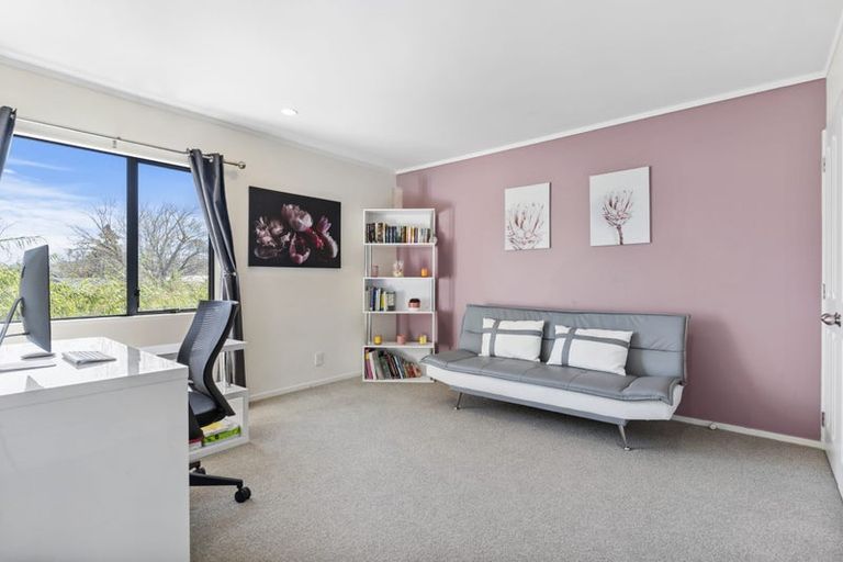 Photo of property in 4 Kora Avenue, Ranui, Auckland, 0612