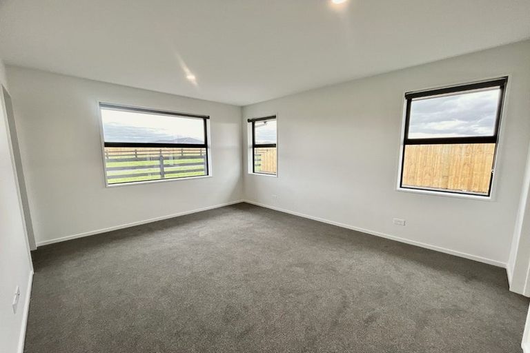 Photo of property in 11 Finn Avenue, Rolleston, 7615