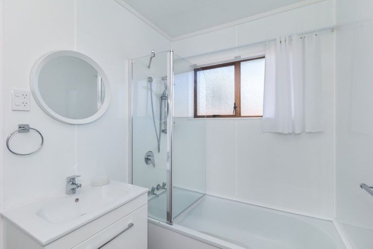 Photo of property in 72 Hokio Beach Road, Levin, 5510
