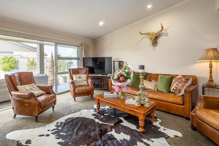 Photo of property in 132 Guy Street, Dannevirke, 4930