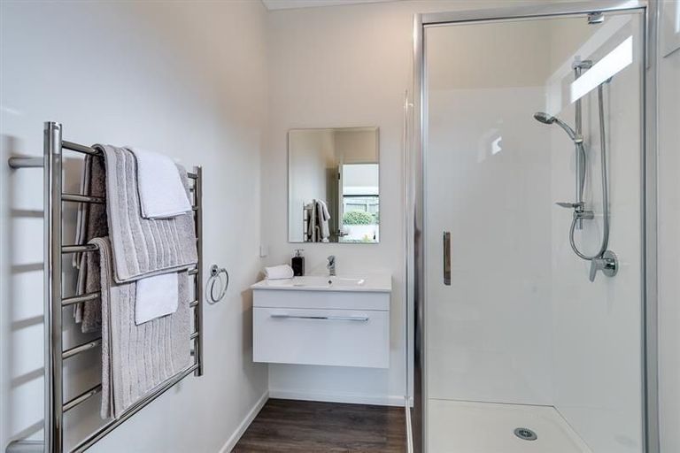 Photo of property in 45 Guys Hill Road, Hospital Hill, Napier, 4110