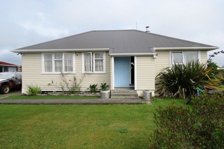 Photo of property in 2 Gothard Place, Westport, 7825