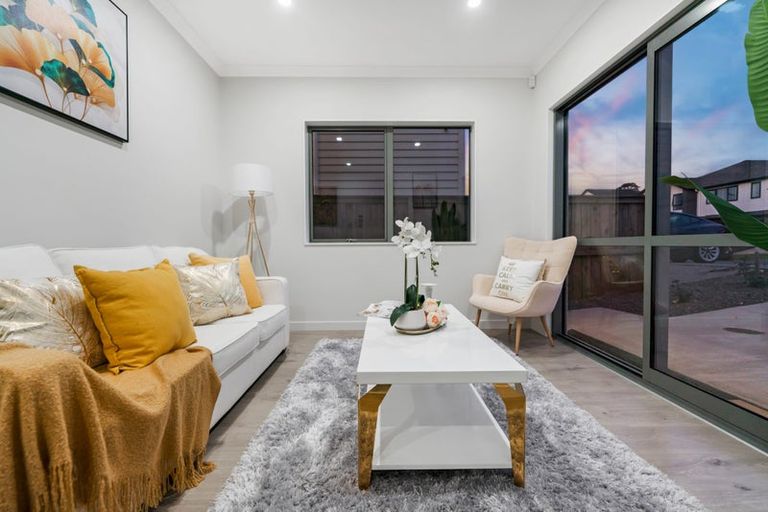 Photo of property in 21 Black Shed Road, Flat Bush, 2019