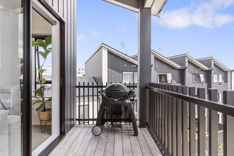 Photo of property in 201/100 Cadness Street, Northcote, Auckland, 0627
