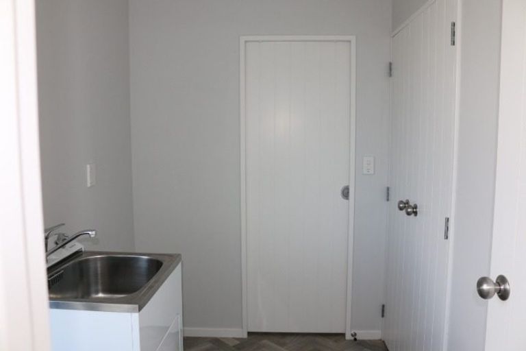 Photo of property in 2c 2d Haggitt Street, Feilding, 4702