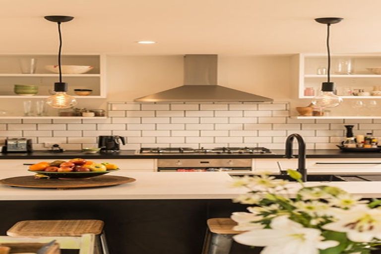 Photo of property in 12 Mahi Road, Helensville, 0800