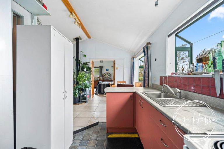Photo of property in 14 Woodland Road, Maungaturoto, 0588