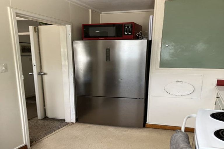 Photo of property in Newman Court Apartments, 2 Newman Terrace, Thorndon, Wellington, 6011