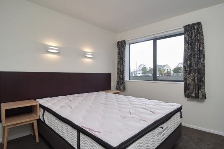 Photo of property in Riverena Flats, 377 Barbadoes Street, Christchurch Central, Christchurch, 8011