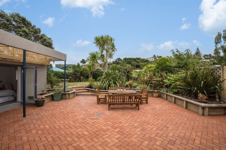 Photo of property in 5 Clifford Road, Johnsonville, Wellington, 6037