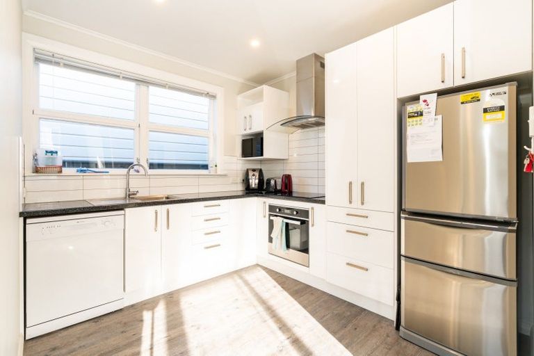 Photo of property in 6 Te Whiti Street, Kilbirnie, Wellington, 6022