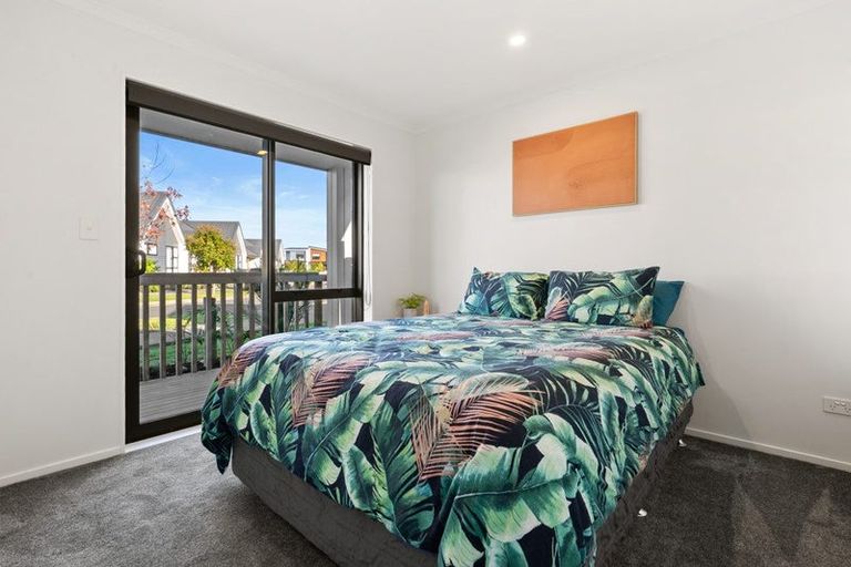 Photo of property in 16 Waka Ama Road, Karaka, Papakura, 2113