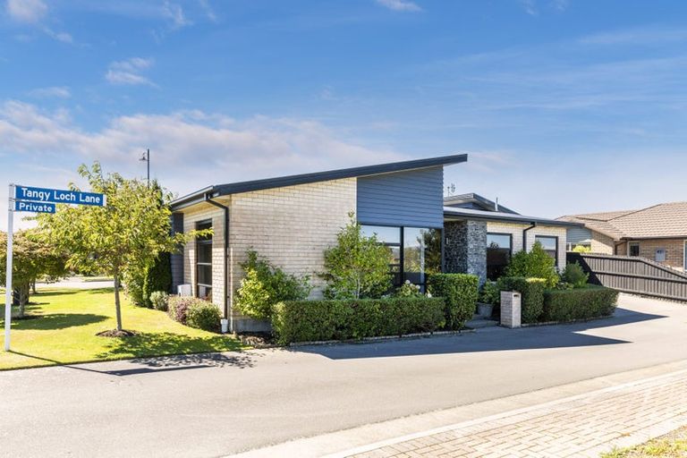 Photo of property in 1 Tangy Loch Lane, Broomfield, Christchurch, 8042