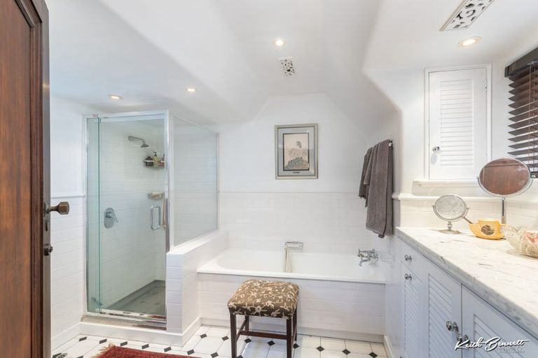 Photo of property in 24 Orchard Street, Wadestown, Wellington, 6012