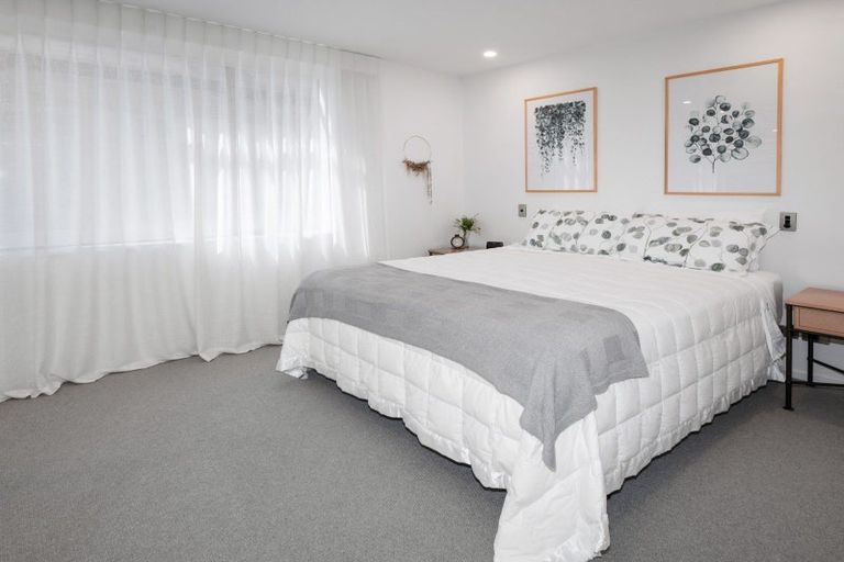 Photo of property in 2/48 Marine Parade, Mount Maunganui, 3116