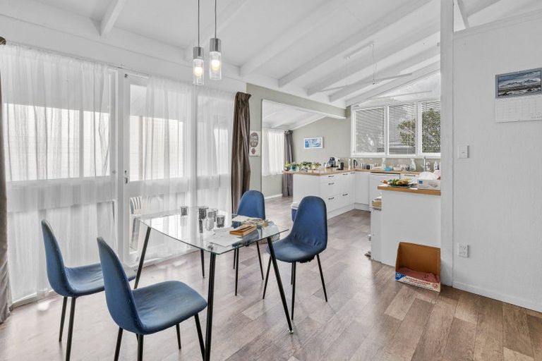 Photo of property in 9 Wychwood Crescent, Springfield, Rotorua, 3015