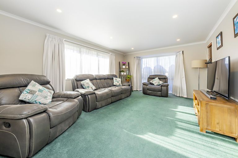 Photo of property in 29 Moss Crescent, Takanini, 2112