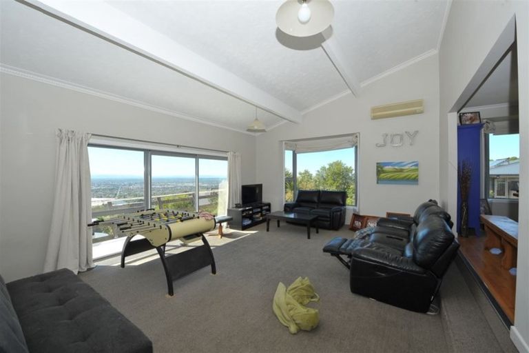 Photo of property in 19 Longhurst Terrace, Cashmere, Christchurch, 8022