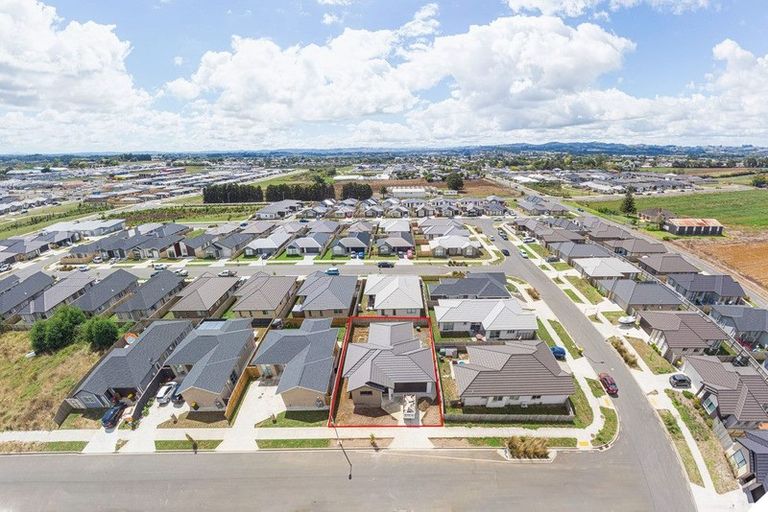 Photo of property in 18 Parton Road, Pukekohe, 2120