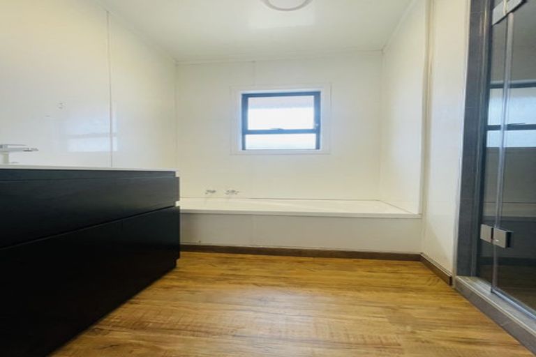 Photo of property in 10 Bledisloe Street, Papatoetoe, Auckland, 2104
