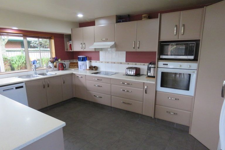 Photo of property in 21 Queen Street, Westport, 7825