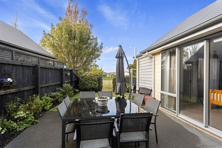 Photo of property in 14 Cellars Way, Yaldhurst, Christchurch, 8042