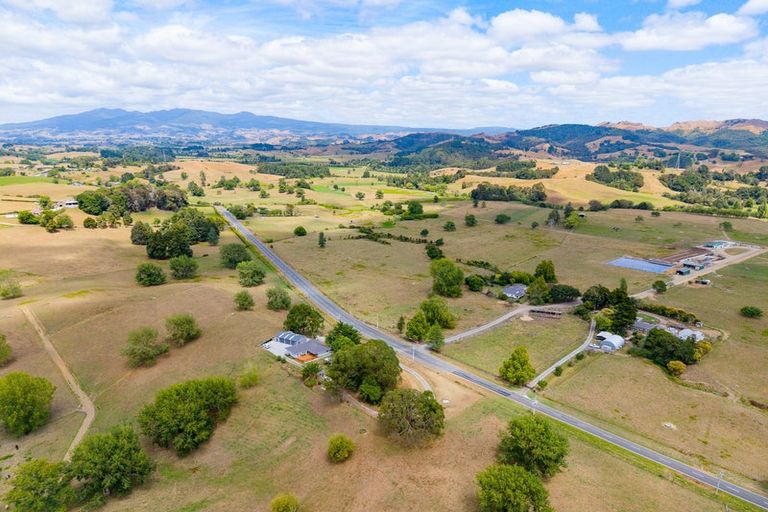 Photo of property in 1524 Te Pahu Road, Karamu, Hamilton, 3285