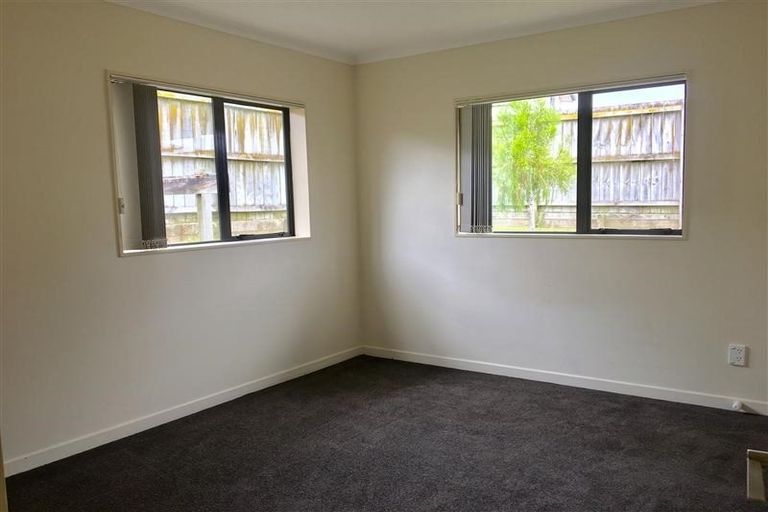 Photo of property in 9 Kokako Rise, Papakura, 2110