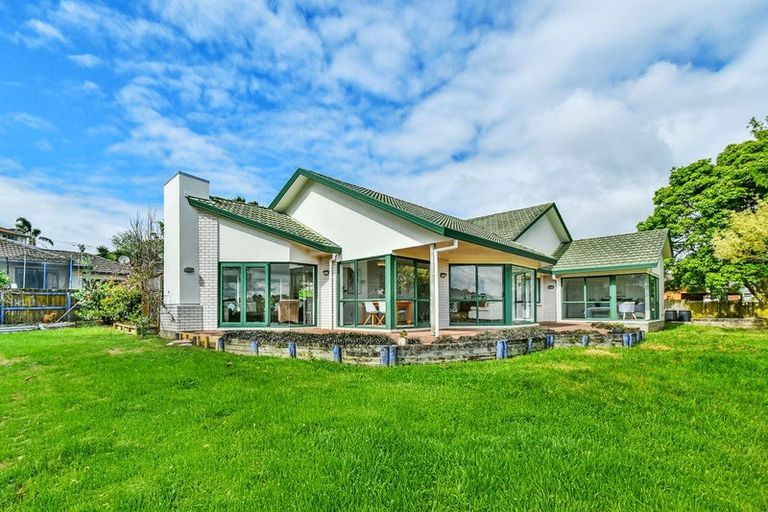 Photo of property in 41 Wairere Road, The Gardens, Auckland, 2105