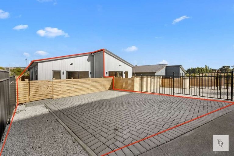 Photo of property in 39 Tributary Parade, Karaka, 2113