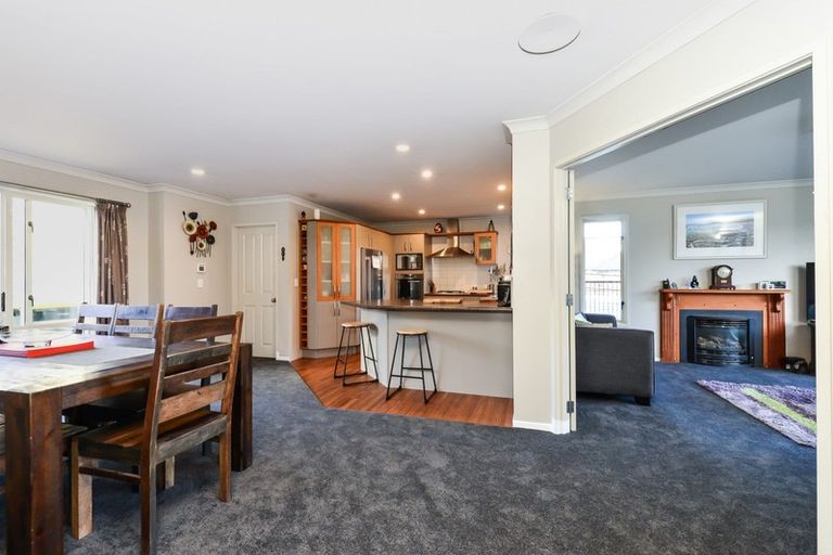 Photo of property in 14 Rosewood Court, Huntington, Hamilton, 3210