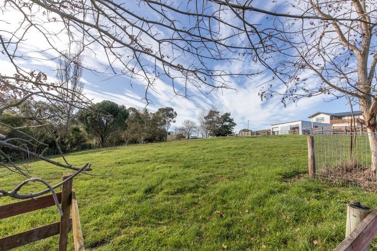 Photo of property in 1 Watts Street, Waipawa, 4210