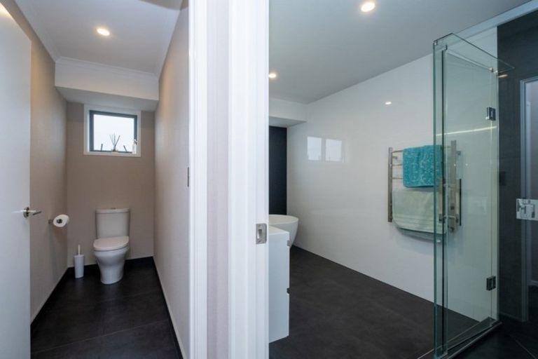 Photo of property in 8 Cordelia Street, Stratford, 4332